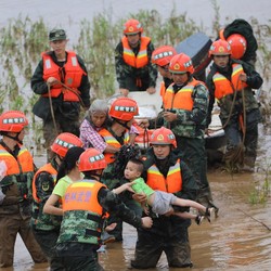 61 Tewas dan 356 Ribu Warga Mengungsi Akibat Banjir di China