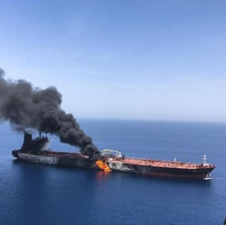 Kebakaran Hebat, Kapal Norwegia Ditembak Rudal Jelajah