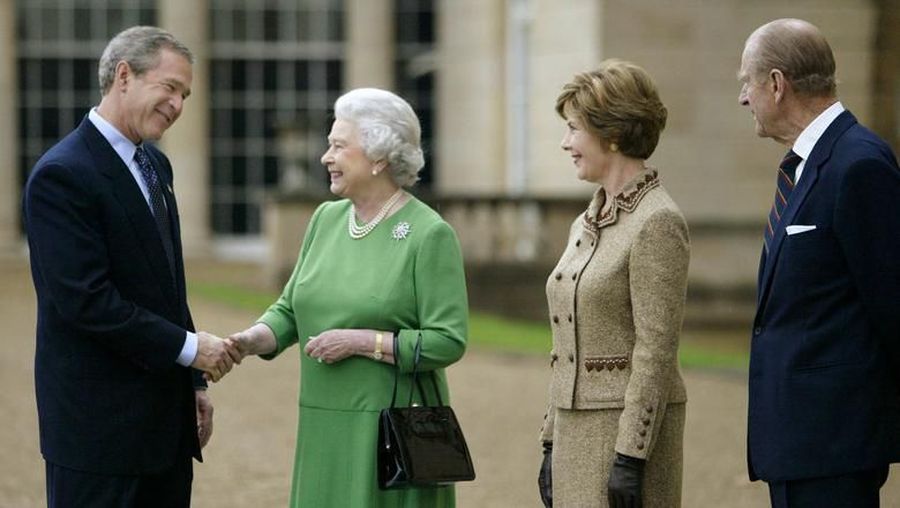 Baru-baru ini, Ratu Elizabeth menemui Presiden AS Donald Trump.