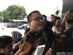 Denny Indrayana Buka Suara soal Ikut Lelang Kuasa Hukum KPU Denny Indrayana Buka Suara soal Ikut Lelang Kuasa Hukum KPU