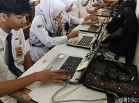 Daftar 10 Besar SMP Negeri dan Swasta Terbaik di DKI Jakarta