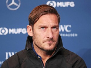 Totti Buka Peluang Comeback dari Pensiun!