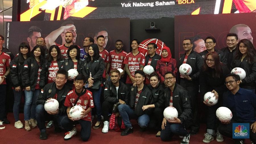Ipo Bali United (վ/Monica Wareza)