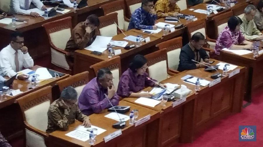 Komisi XI Dewan Perwakilan Rakyat (DPR RI) hari ini mengadakan rapat kerja bersama pemerintah melanjutkan pembahasan RAPBN 2020.