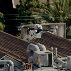 Canggihnya Pesaing Grab & Gojek Ini, Kirim Makanan Pake Drone