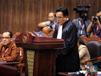 Yusril Pede MK Tolak Gugatan Kecurangan TSM Prabowo-Sandi