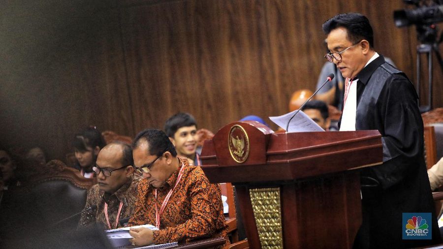 Sidang tersebut beragendakan mendengarkan jawaban termohon, pihak terkait dan Bawaslu.