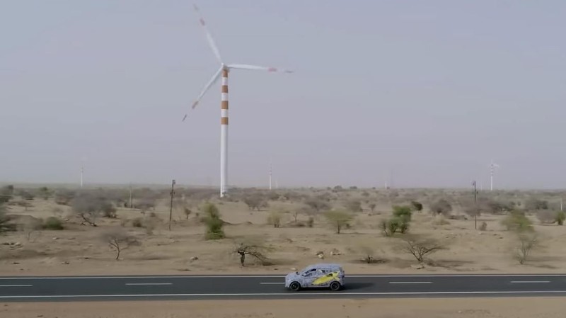Renault Triber merupakan saudara dari Renault Kwid yang sudah terlebih dulu masuk di pasar Tanah Air.
