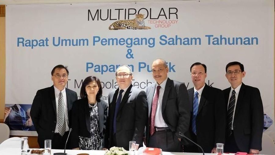 Peringkat utang jangka panjang PT Multipolar Tbk (MLPL) diturunkan oleh Fitch Ratings.