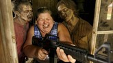 Di sini para peserta bisa menikmati membuncahnya adrenalin saat menyelamatkan diri dari serbuan zombie.