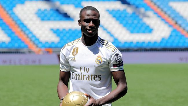 Madrid Resmi Perkenalkan Pemain Anyar Keempat