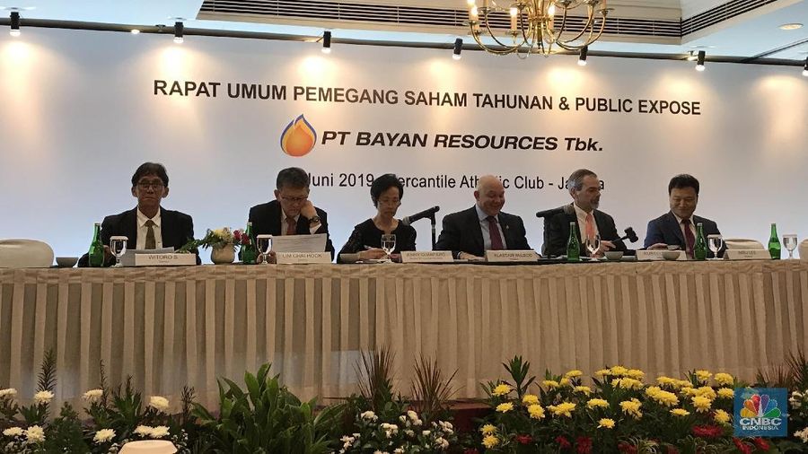 PT Bayan Resources Tbk (BYAN) membagi dividen sebesar US$ 300 juta dari laba 2018 yang sebesar US$ 500,43 juta, atau sebesar 59,94%, dengan besaran sebesar US$ 0,09 per lembar saham. (CNBC Indonesia/Anastasia Arvirianty)