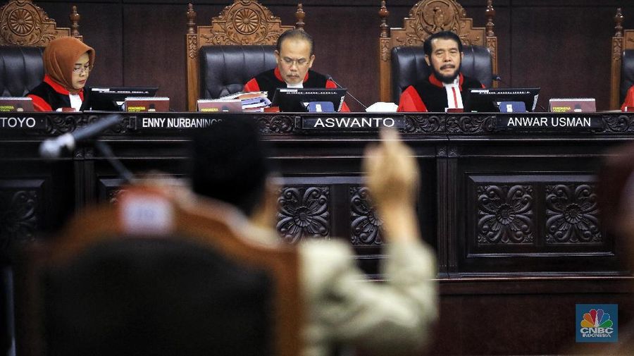 Sidang keempat sengketa pilpres 2019 di gedung Mahkamah Konstitusi (MK), Jakarta, Kamis (20/6/2019), akan digelar pada pukul 13.00 WIB.