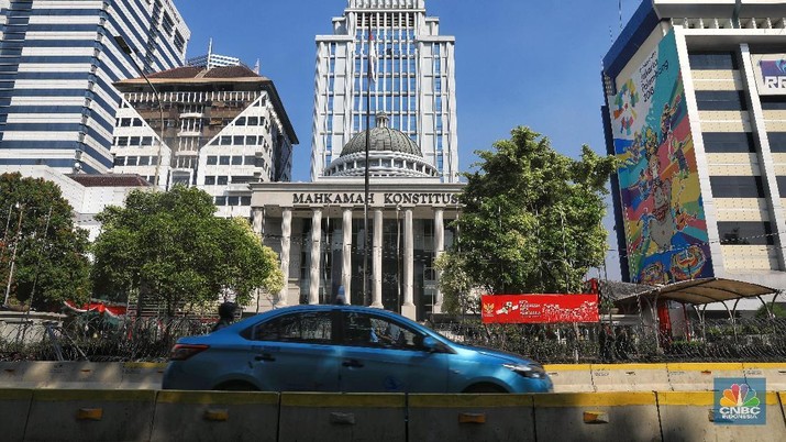Suasana Sekitaran MK di Sidang Sengketa Pilpres Ketiga (CNBC Indonesia/ Andrean Kristianto) Suasana Sekitaran MK di Sidang Sengketa Pilpres Ketiga (CNBC Indonesia/ Andrean Kristianto)