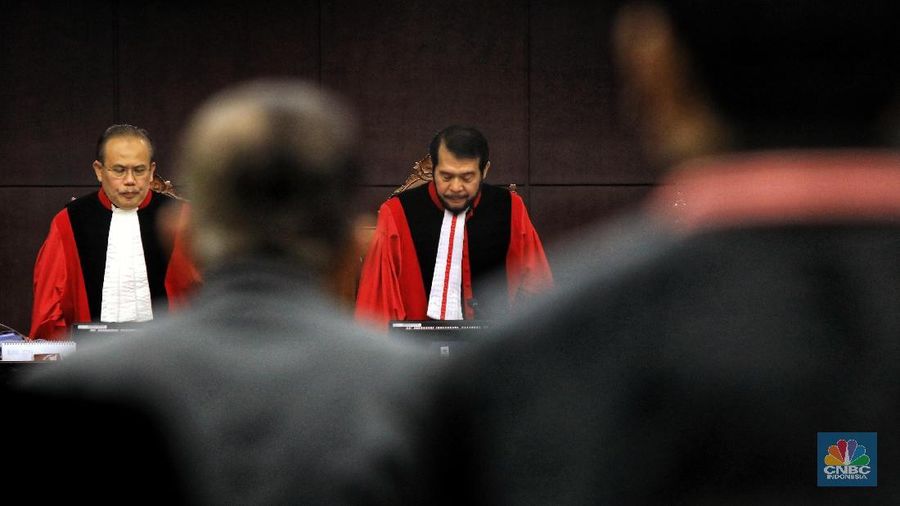 Komisioner Komisi Pemilihan Umum (KP) Hasyim Asy'ari mengatakan bahwa kesaksian para saksi tidak meyakinkan.