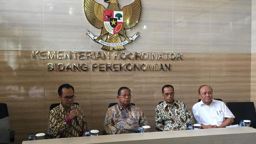 Maskapai Garuda Indonesia dan Batik dikecualikan dari kebijakan penurunan tarif LCC.