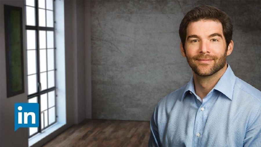 Jeff Weiner, CEO Linkedin mundur per 1 Juli nanti.