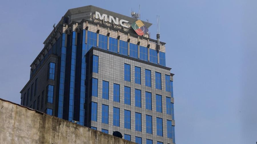 MNC Tower (վ/Andrean Kristianto)
