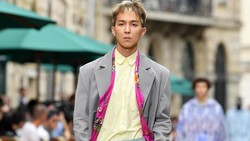 Mino WINNER Bebas Wamil di Tengah Kontroversi
