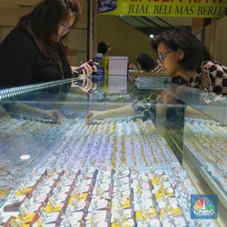 Harga Emas Terkini: Naik Sih, Tapi Nanti Turun Lagi Kok...