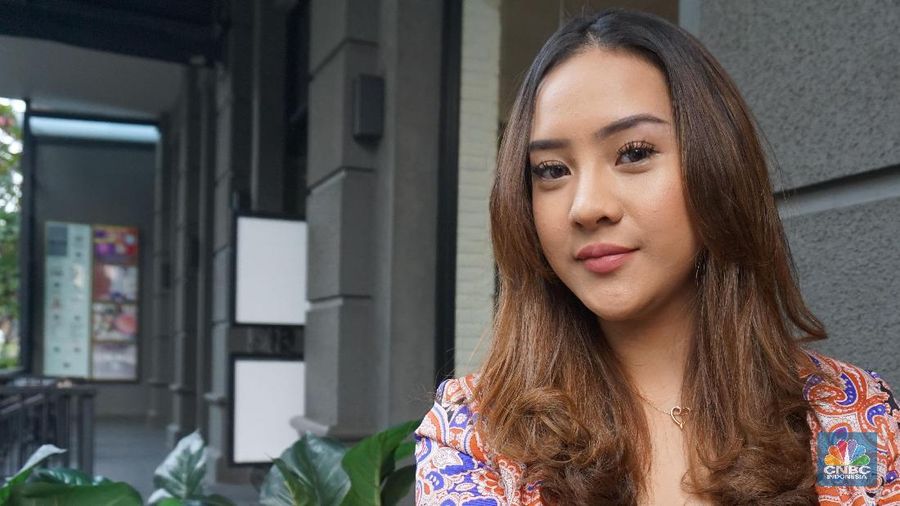 Selebgram Anya Geraldine berbagi tips untuk mengelola akun instagram yang bisa mendatangkan bisnis. 