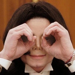 Sudah Almarhum, Michael Jackson Dituntut Kasus Pelecehan Seks