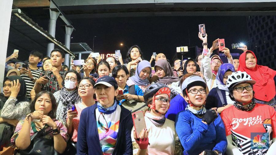 Acara ini merupakan bentuk perayaan atas ulang tahun Ratu Elizabeth II dan sekaligus ulang tahun Kota Jakarta.