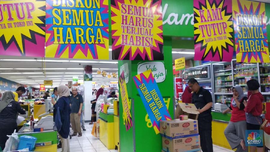 Saham PT Hero Supermarket Tbk (HERO) pada perdagangan Senin 24 Juni terus naik.
