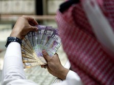 Mau Umrah? Biayanya Bengkak, Kurs Riyal juga Mahal