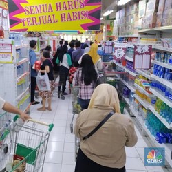 Giant Tutup 6 Gerai, Ini Kata Menteri Airlangga