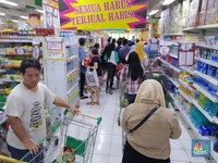 Giant Tutup 6 Gerai, Ini Kata Menteri Airlangga