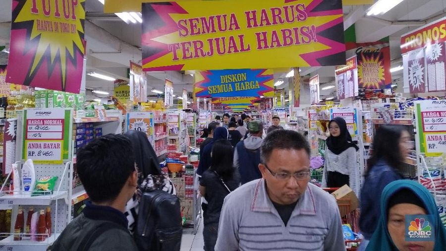 Giant dikabarkan akan menutup gerainya di Point Square.