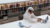 Dengan lebih dari 1 juta buku cetak dan 500 ribu edisi digital, perpustakaan yang terletak di Kota Pendidikan Doha ini merupakan yang terbesar di Timur Tengah.