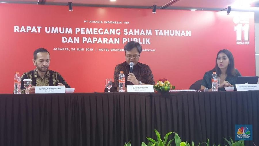 Pihak AirAsia kembali menegaskan harga tiketnya sudah murah sebagai respons permintaan penurunan tarif.
