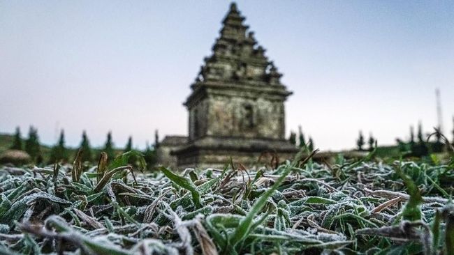 Penyebab Fenomena Embun Beku Di Dieng