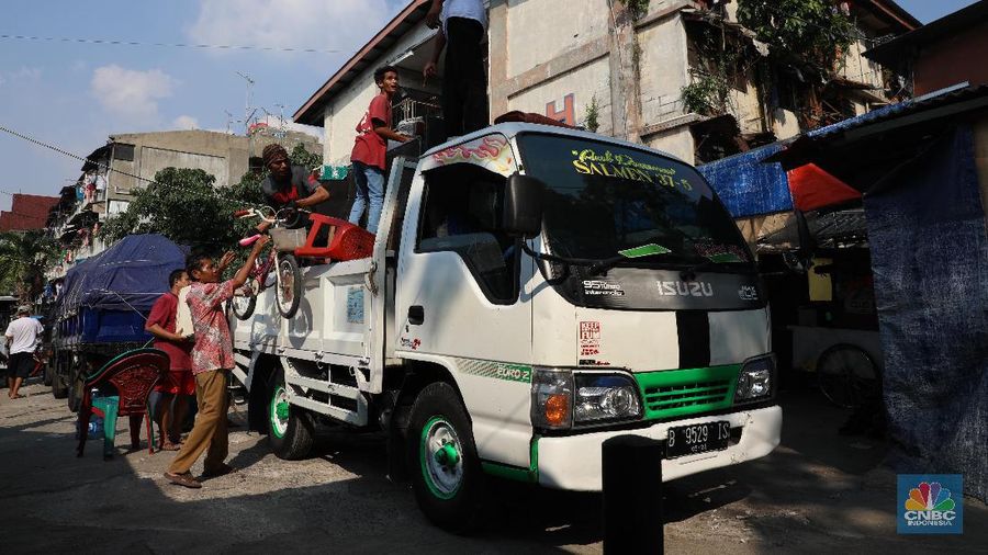 Sejumlah 10 blok penghuni Rusun sewa (Rusunawa) Penjaringan akan di relokasikan sementara ke Rusun lainnya.