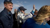 Selanjutnya, McClain dan Saint-Jacques akan dibawa oleh pesawat NASA kembali ke Houston, sementara Kononenko akan kembali ke rumahnya di Star City, Rusia (NASA/Bill Ingalls/Handout via REUTERS)