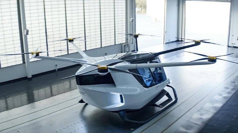 BMW Designworks menyusun proyek dengan Alaka'i Technologies demi menghadirkan taksi terbang.