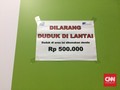 Duduk di Lantai Stasiun MRT Bakal Didenda Rp500 Ribu