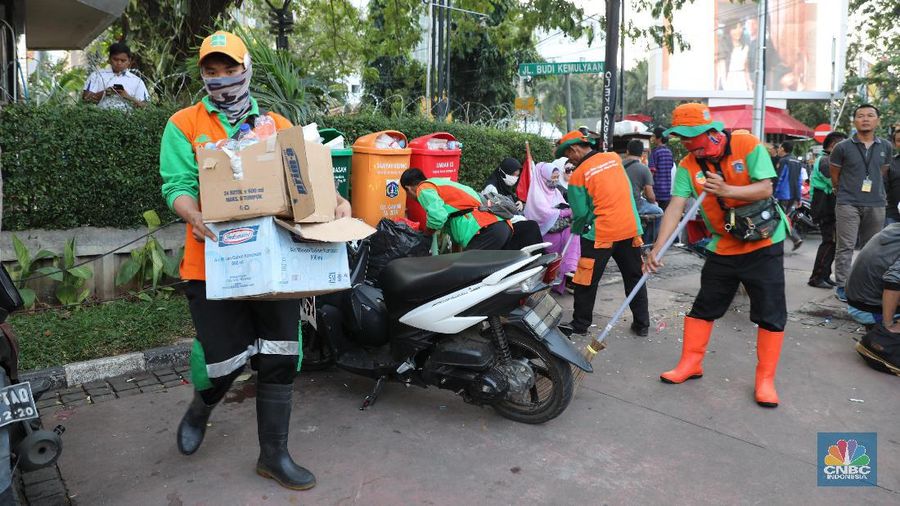 Massa sempat menggelar aksi kawal MK yang di sekitar kawasan Patung Kuda.