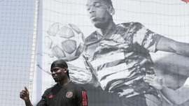 Man United Cari Untung, Pogba Belum Temukan Jalan Keluar