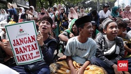 Polisi Klaim Tak Gunakan Peluru Tajam Hadapi Massa Aksi di MK