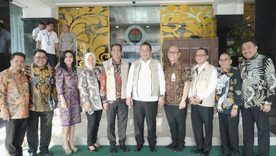 PT BNI Life Insurance dan Direktorat Jenderal Pembangunan dan Pemberdayaan Masyarakat Desa.