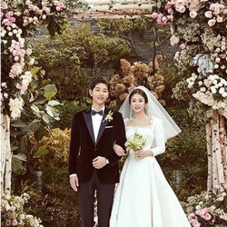 Penuh Tangis & Pilu, Drama di Balik Cerainya Song Song Couple