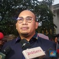 Brak! Andre Rosiade Gebrak Meja saat Rapat KRL Bekas, Kenapa?