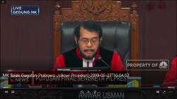 Sah! MK Tolak Seluruh Gugatan Prabowo-Sandi