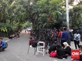 Jokowi Akan Beri Pernyataan, Rumah Ma'ruf Ramai Wartawan