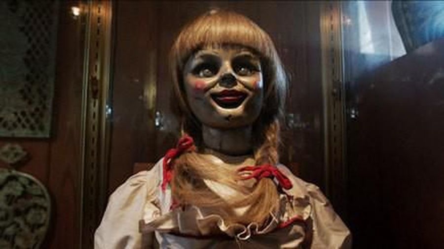 Annabelle Comes Home (dok.Annabelle)