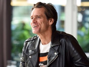 Peran Paling Aneh Jim Carrey