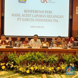 Kemenkeu, OJK & BEI Kompak Sanksi Garuda karena Lapkeu 2018